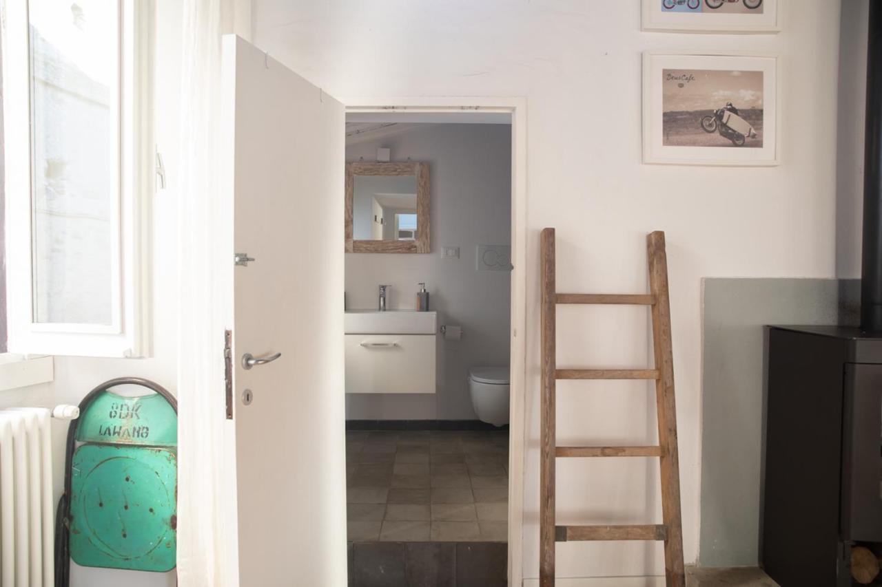 Loft Nel Borgo Apartment Bracciano  Exterior photo